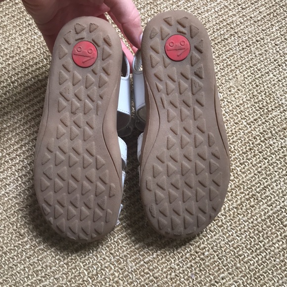 See Kai Run Gloria Sandals - Picture 2 of 4